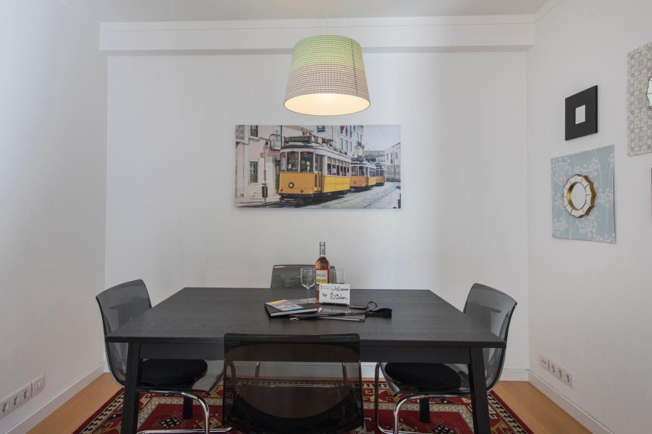 Charming In Center With Garage Apartment