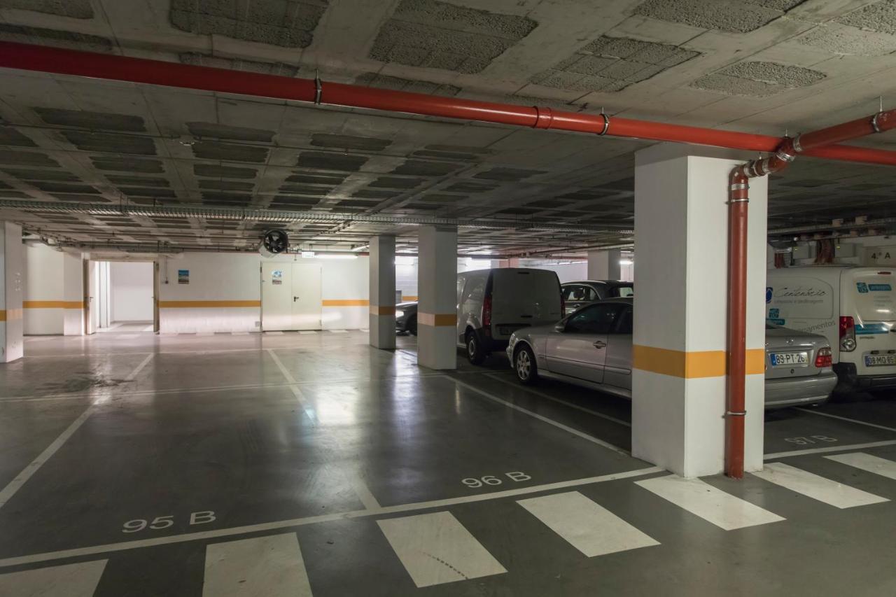Charming In Center With Garage *