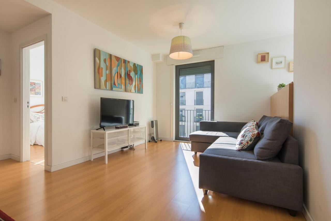 Apartment Charming In Center With Garage *