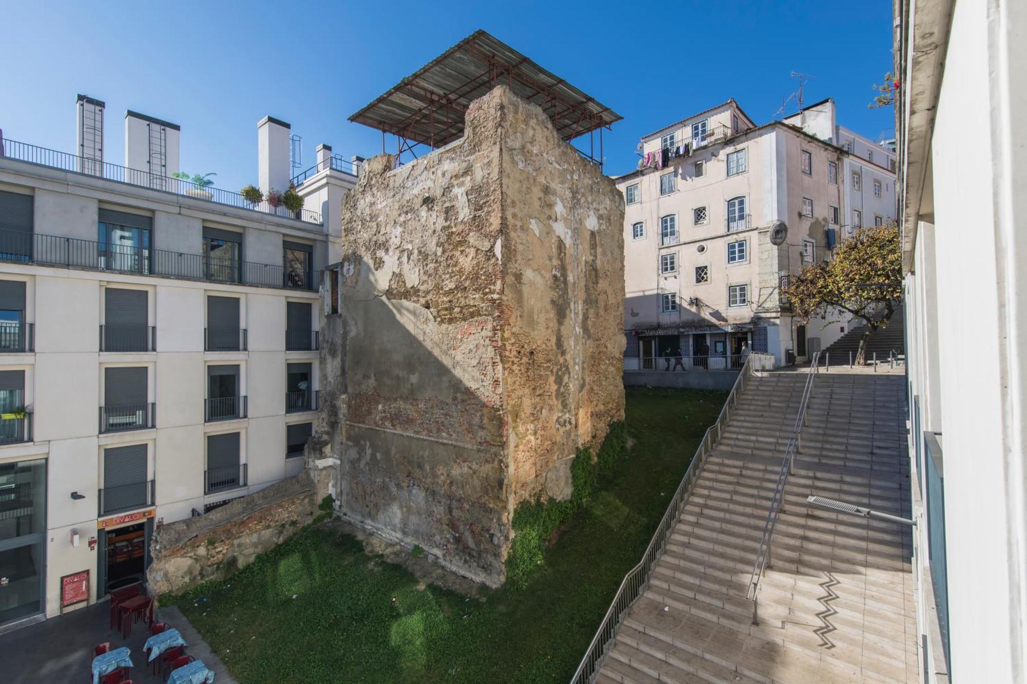 Charming In Center With Garage Apartment Lissabon